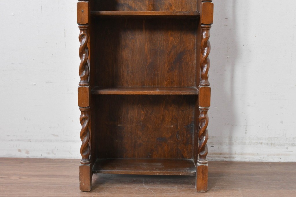 イギリスアンティーク　希少デザイン!　ツイスト支柱が印象的なブックシェルフ　(R-087809)