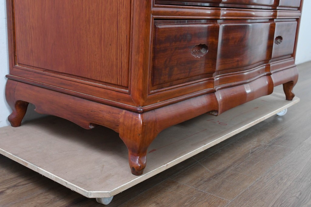 和製ヴィンテージ　花梨(カリン)材　美しい杢目と優雅な猫脚デザインのチェスト　(R-087811)