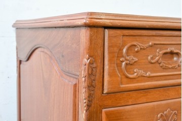 和製ヴィンテージ　花梨(カリン)材　優美な彫刻と猫脚が素敵なクラシカルデザインのサイドボード　(R-087812)