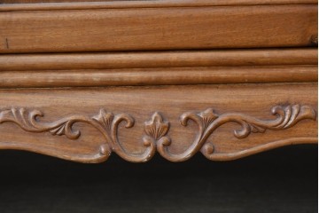 和製ヴィンテージ　花梨(カリン)材　優美な彫刻と猫脚が素敵なクラシカルデザインのサイドボード　(R-087812)