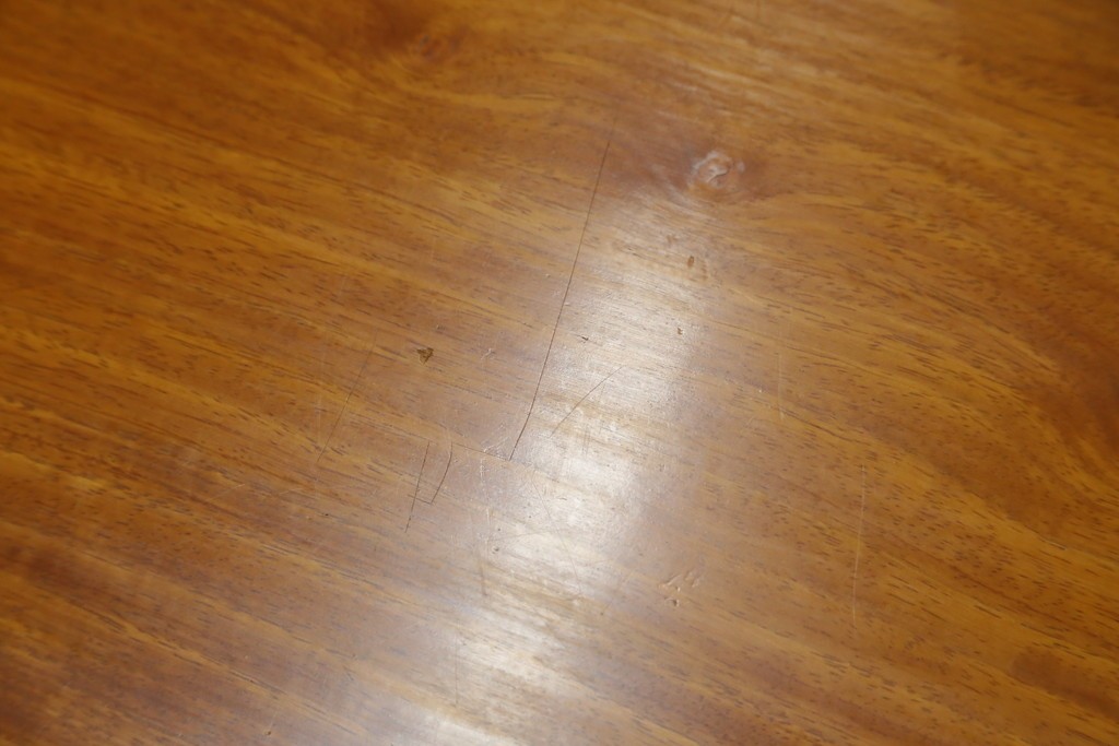 和製ヴィンテージ　花梨(カリン)材　優美な彫刻と猫脚が素敵なクラシカルデザインのサイドボード　(R-087812)