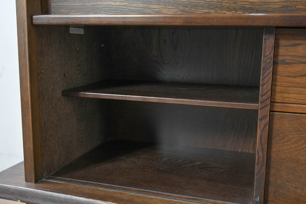 中古　美品　カリモク家具(karimoku)　美しい木目が映える 和モダンデザインのサイドボード　(R-087813)