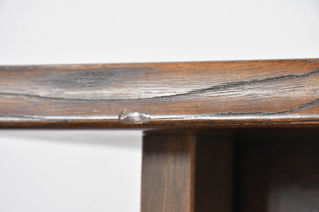 中古　美品　カリモク家具(karimoku)　美しい木目が映える 和モダンデザインのサイドボード　(R-087813)