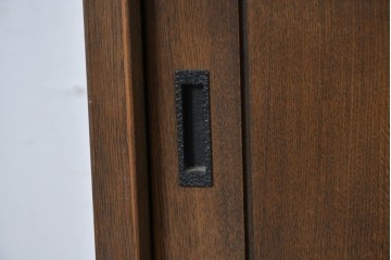 中古　美品　カリモク家具(karimoku)　美しい木目が映える 和モダンデザインのサイドボード　(R-087813)