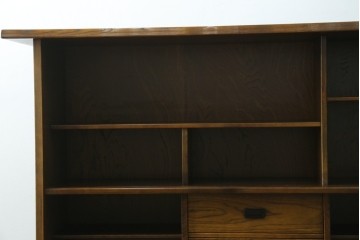 中古　美品　カリモク家具(karimoku)　美しい木目が映える ! 和モダンデザインのサイドボード　(R-087813)