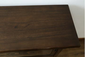 中古　美品　カリモク家具(karimoku)　美しい木目が映える ! 和モダンデザインのサイドボード　(R-087813)
