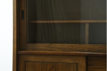 中古　美品　カリモク家具(karimoku)　美しい木目が映える ! 和モダンデザインのサイドボード　(R-087813)