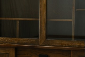 中古　美品　カリモク家具(karimoku)　美しい木目が映える ! 和モダンデザインのサイドボード　(R-087813)