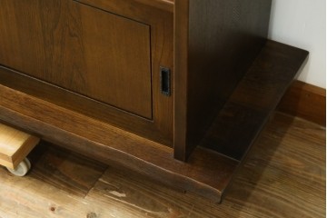 中古　美品　カリモク家具(karimoku)　美しい木目が映える ! 和モダンデザインのサイドボード　(R-087813)