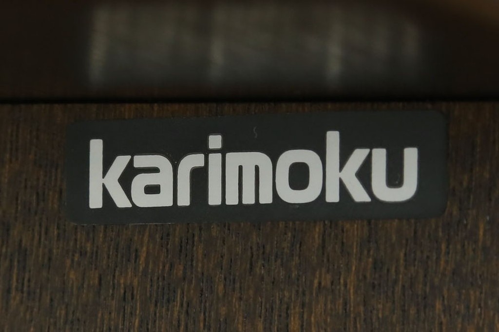 中古　美品　カリモク家具(karimoku)　美しい木目が映える ! 和モダンデザインのサイドボード　(R-087813)
