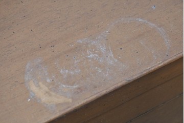 中古　カリモク家具(karimoku)　domani(ドマーニ)　Morganton(モーガントン)　希少なライトコニャック色　直線的でシンプルなデザインにゴールドの金具が映えるサイドボード　現行定価約45万円　(R-087814)