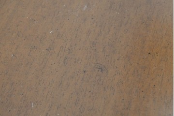 中古　カリモク家具(karimoku)　domani(ドマーニ)　Morganton(モーガントン)　希少なライトコニャック色　直線的でシンプルなデザインにゴールドの金具が映えるサイドボード　現行定価約45万円　(R-087814)