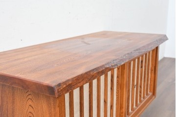中古　美品　国産職人手作り　岩泉純木家具　和紙張りの引き戸が印象的な栓材・漆塗りのテレビボード　製作費推定70万円　(R-087815)