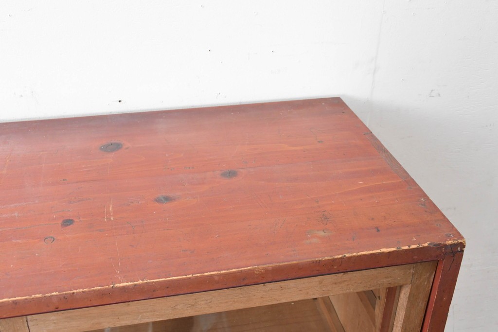 和製アンティーク　大正期から昭和初期　素朴な存在感が魅力の戸棚　(R-087818)