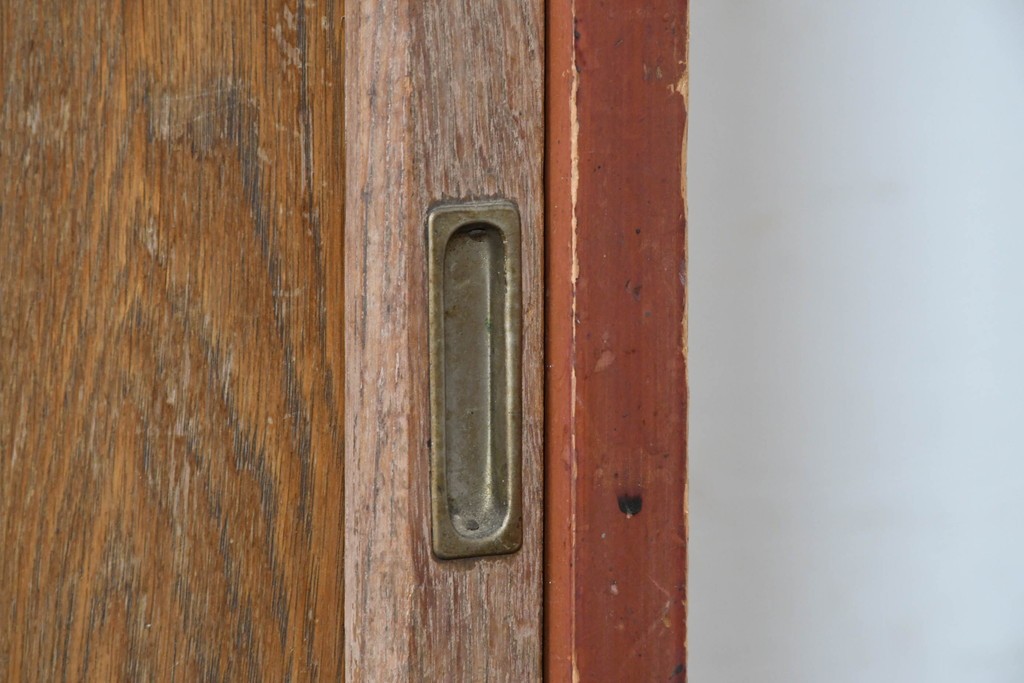 和製アンティーク　大正期から昭和初期　素朴な存在感が魅力の戸棚　(R-087818)