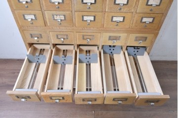 和製ヴィンテージ　昭和レトロ　KIHARA　ナラ材製　小物収納に最適な図書館のカードケース　(R-087819)