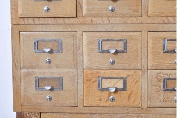 和製ヴィンテージ　昭和レトロ　KIHARA　ナラ材製　小物収納に最適な図書館のカードケース　(R-087819)