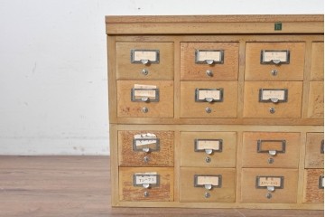 和製ヴィンテージ　昭和レトロ　KIHARA　ナラ材製　卓上収納におすすめの図書館のカードケース　(R-087820)