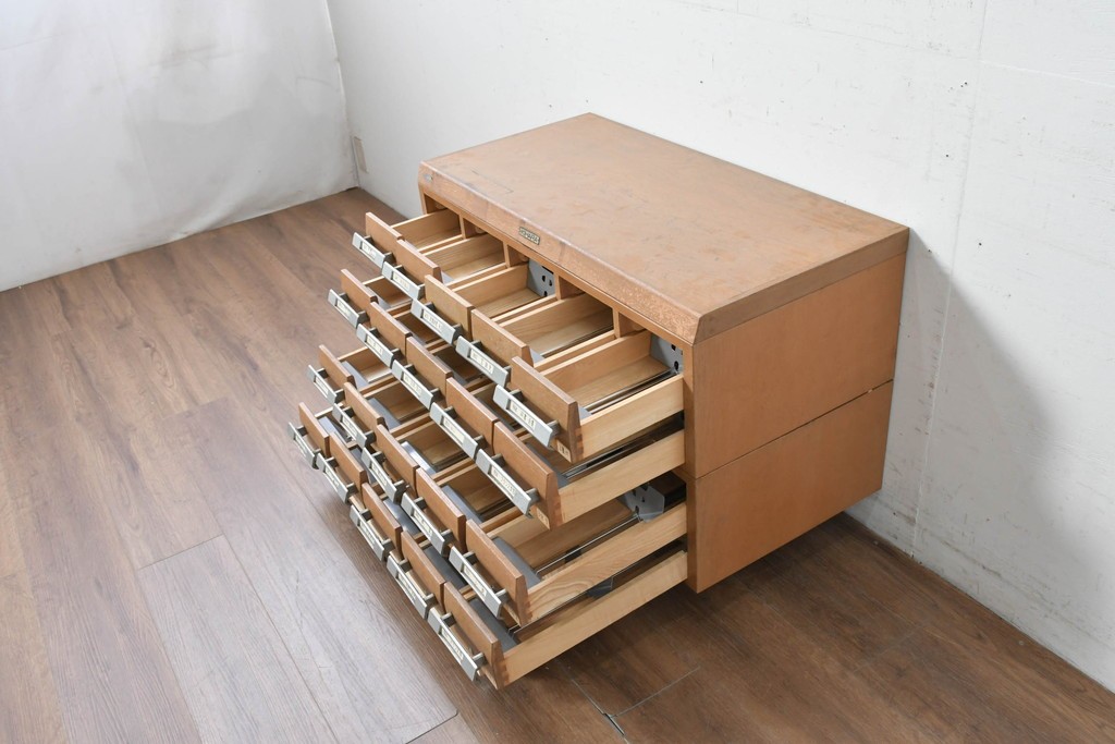 和製ヴィンテージ　昭和レトロ　KIHARA　ナラ材製　卓上収納におすすめの図書館のカードケース　(R-087822)