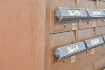 和製ヴィンテージ　昭和レトロ　KIHARA　ナラ材製　卓上収納におすすめの図書館のカードケース　(R-087822)