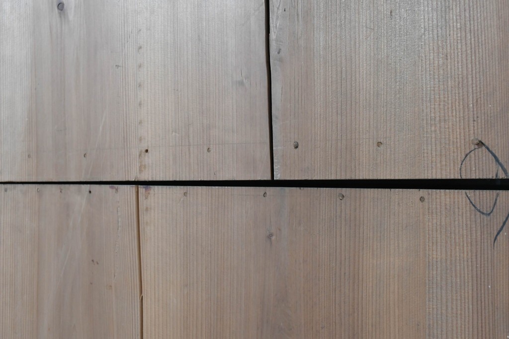 和製アンティーク　美品　希少　前面欅材　漆塗りの合わせ一間夫婦箪笥　(R-087823)