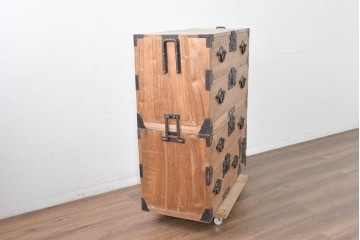 和製アンティーク　明治期から大正期　総桐材　重ね秋田箪笥　(R-087824)