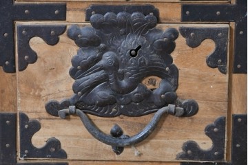 和製アンティーク　明治期から大正期　総桐材　重ね秋田箪笥　(R-087824)