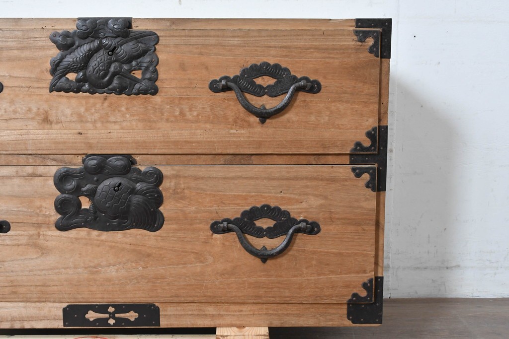 和製アンティーク　明治期から大正期　総桐材　秋田箪笥ローボード　(R-087825)