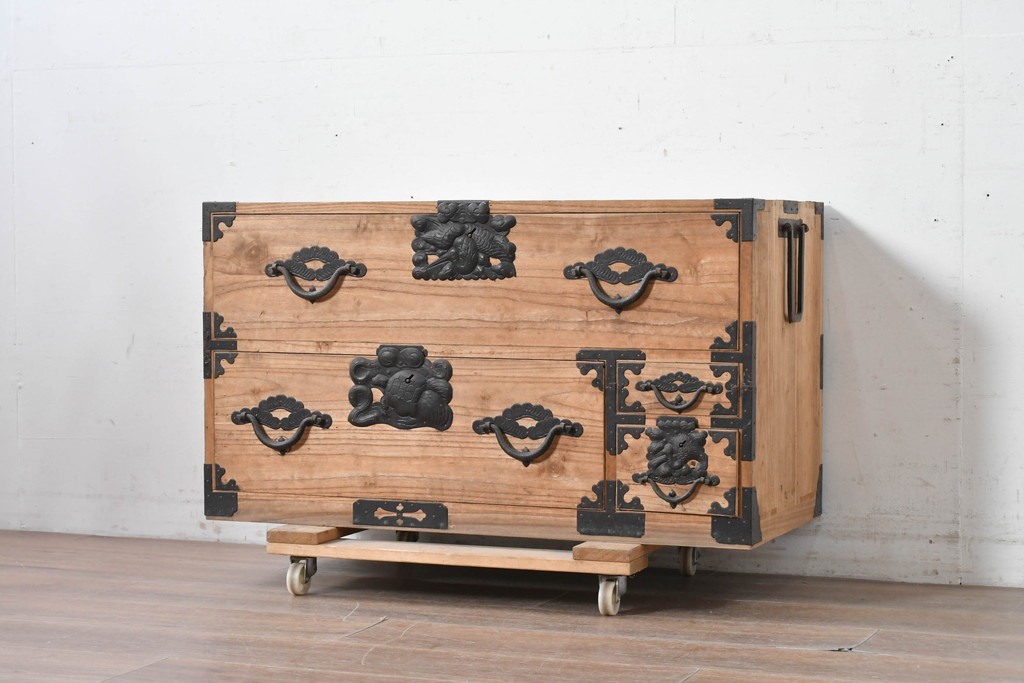 和製アンティーク　明治期から大正期　総桐材　秋田箪笥ローボード　(R-087826)