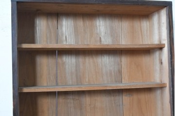 和製アンティーク　人気の薄型!!　素朴でレトロな雰囲気の二段重ねガラス戸棚　(R-087829)