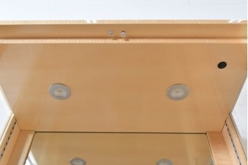 中古　美品　松創(MATSUSO)　照明付きのスタイリッシュなキュリオケース　定価約75万円　(R-087834)