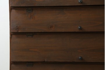 和製アンティーク　昭和レトロ　懐かしのパタパタ扉が付いた古い木味の下駄箱　(R-087837)