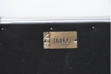 中古　美品　HALO(ハロ)　STONYHURST ENTERTAINMENT UNIT SPITFIRE(ストニーハースト エンターテインメント ユニット スピットファイア)　アルミニウムの無骨さが際立つテレビボード　定価約33万円　(R-087838)