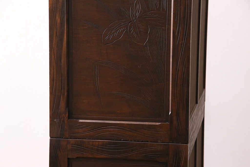 《天板・台輪取り付け加工費込み》中古　軽井沢彫　菖蒲の彫刻が美しい着物箪笥　(R-087840)