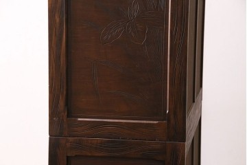 《天板・台輪取り付け加工費込み》中古　軽井沢彫　菖蒲の彫刻が美しい着物箪笥　(R-087840)