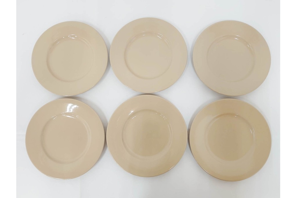 希少　イギリスヴィンテージ　WEDGWOOD(ウェッジウッド)　DRABWARE(ドラブウェア)　直径約21cm　クリームベージュカラーのプレート6点セット　(R-087845)