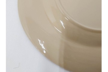 希少　イギリスヴィンテージ　WEDGWOOD(ウェッジウッド)　DRABWARE(ドラブウェア)　直径約21cm(小)・約23cm(大)　クリームベージュカラーのプレート8点セット　(R-087846)