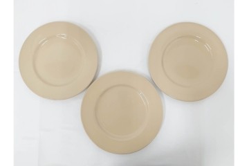 希少　イギリスヴィンテージ　WEDGWOOD(ウェッジウッド)　DRABWARE(ドラブウェア)　直径約21cm(小)・約23cm(大)　クリームベージュカラーのプレート8点セット　(R-087846)