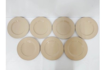 希少　イギリスヴィンテージ　WEDGWOOD(ウェッジウッド)　DRABWARE(ドラブウェア)　直径約23cm　クリームベージュカラーのプレート7点セット　(R-087849)