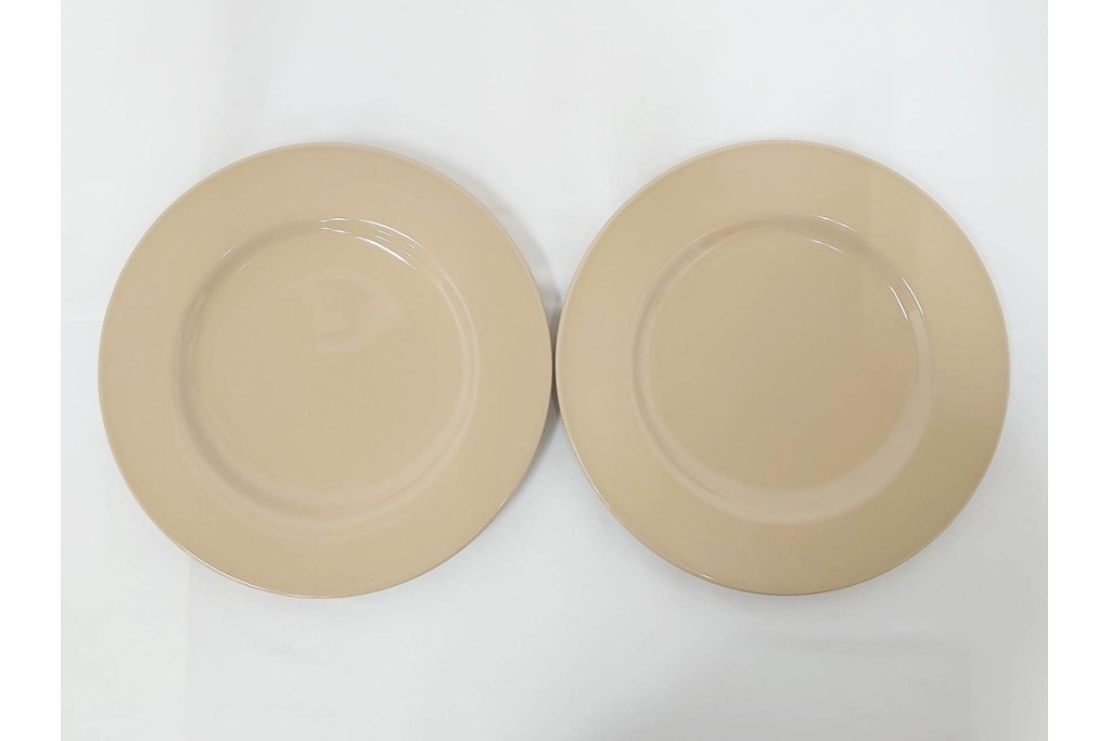 希少　イギリスヴィンテージ　WEDGWOOD(ウェッジウッド)　DRABWARE(ドラブウェア)　直径約23cm　クリームベージュカラーのプレート7点セット　(R-087849)