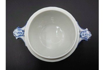 デンマーク製　ROYAL COPENHAGEN(ロイヤルコペンハーゲン)　ブルーフルーテッド　ハーフレース　シュガーボウル・クリーマーセット　定価(2点合計)約6万9千円　(R-087852)