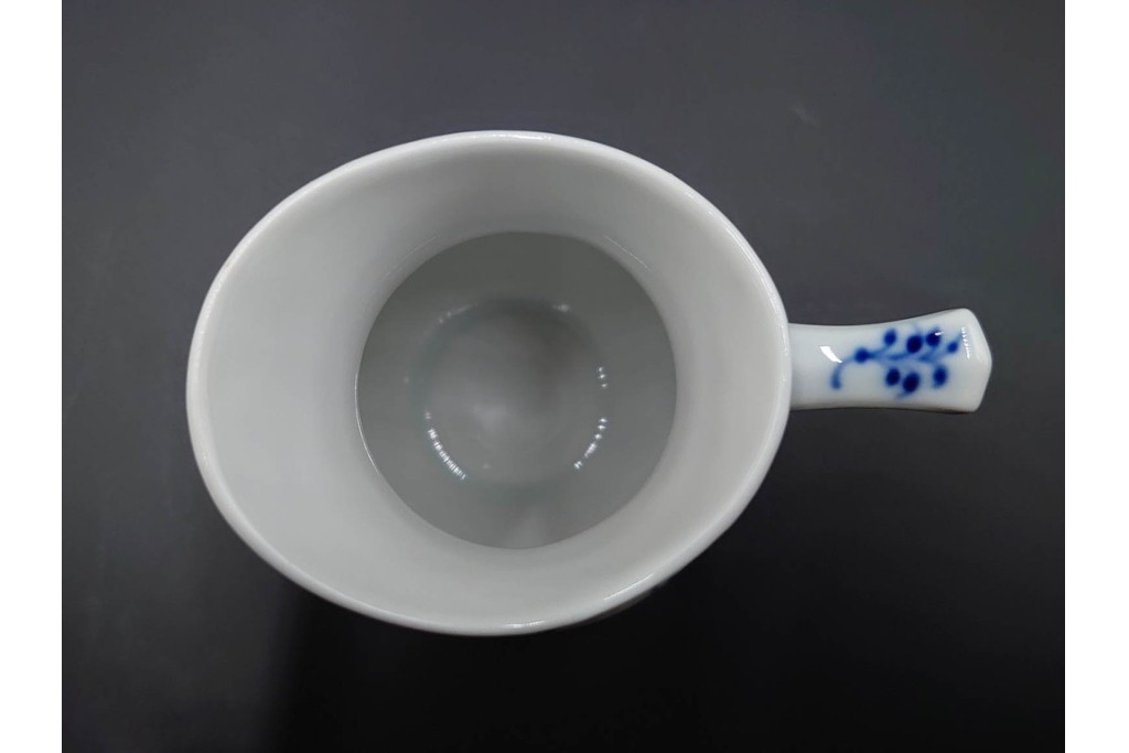 デンマーク製　ROYAL COPENHAGEN(ロイヤルコペンハーゲン)　ブルーフルーテッド　ハーフレース　シュガーボウル・クリーマーセット　定価(2点合計)約6万9千円　(R-087852)
