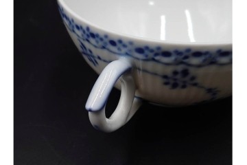 デンマーク製　ROYAL COPENHAGEN(ロイヤルコペンハーゲン)　ブルーフルーテッド　ハーフレース　ティーカップ&ソーサー5客セット　定価(5客合計)約14万8千円　(R-087854)