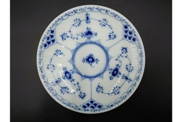 デンマーク製　ROYAL COPENHAGEN(ロイヤルコペンハーゲン)　ブルーフルーテッド　ハーフレース　ティーカップ&ソーサー5客セット　定価(5客合計)約14万8千円　(R-087854)