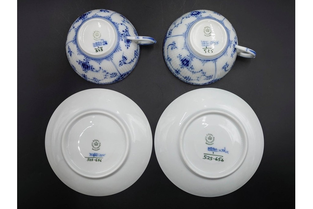 デンマーク製　ROYAL COPENHAGEN(ロイヤルコペンハーゲン)　ブルーフルーテッド　ハーフレース　ティーカップ&ソーサー5客セット　定価(5客合計)約14万8千円　(R-087854)