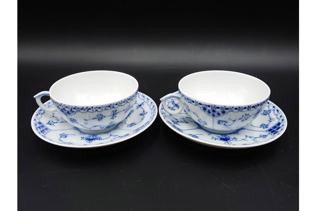 デンマーク製　ROYAL COPENHAGEN(ロイヤルコペンハーゲン)　ブルーフルーテッド　ハーフレース　ティーカップ&ソーサー5客セット　定価(5客合計)約14万8千円　(R-087854)