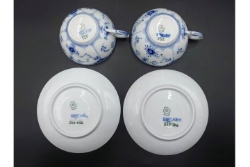 デンマーク製　ROYAL COPENHAGEN(ロイヤルコペンハーゲン)　ブルーフルーテッド　ハーフレース　ティーカップ&ソーサー5客セット　定価(5客合計)約14万8千円　(R-087854)
