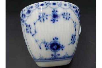 デンマーク製　ROYAL COPENHAGEN(ロイヤルコペンハーゲン)　ブルーフルーテッド　ハーフレース　コーヒーカップ&ソーサー5客セット　定価(5客合計)約13万7千円　(R-087855)