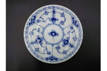 デンマーク製　ROYAL COPENHAGEN(ロイヤルコペンハーゲン)　ブルーフルーテッド　ハーフレース　コーヒーカップ&ソーサー5客セット　定価(5客合計)約13万7千円　(R-087855)