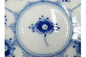 デンマーク製　ROYAL COPENHAGEN(ロイヤルコペンハーゲン)　ブルーフルーテッド　ハーフレース　コーヒーカップ&ソーサー5客セット　定価(5客合計)約13万7千円　(R-087855)